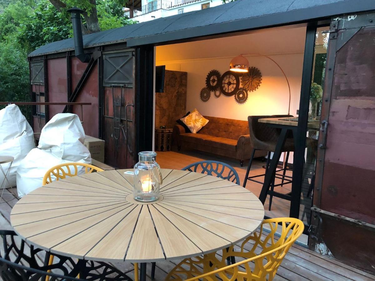 Vagon Orient Express - Housevanlive Casas Altas Exteriör bild